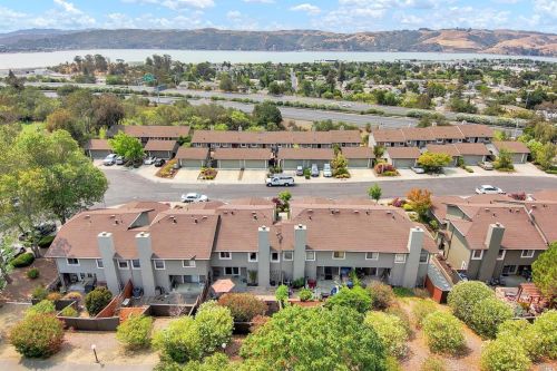 1718 Lindo St, Benicia CA  94510-2338 exterior