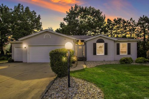 14524 Flamingo Ct, Mishawaka IN  46545-1822 exterior