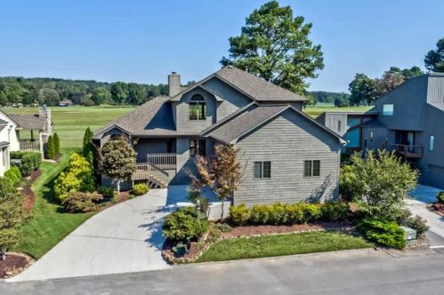 4835 River Place Dr, Knoxville, TN 37914-5160