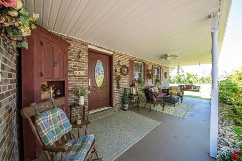 2984 Greenridge Dr, Verona, PA 15147-2241