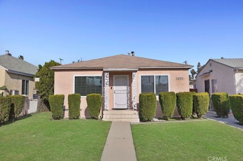 1517 Harding St, Long Beach CA  90805-3662 exterior