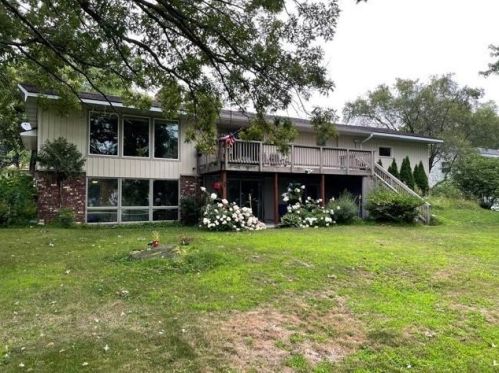 118 Monroe St, Mauston, WI 53948-1130
