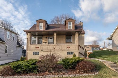 106 11th St, South Connellsville, PA 15425-2415