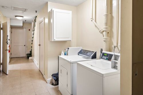 144 Marlborough St, Boston MA  exterior