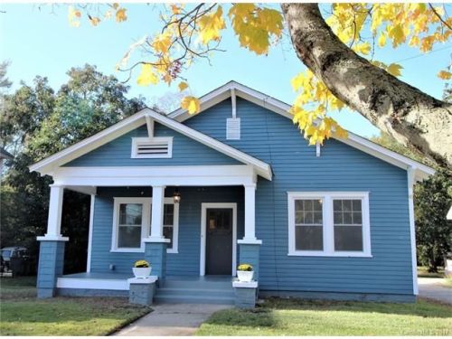 209 Kings Mountain St, Lake Wylie, SC 29710-1213
