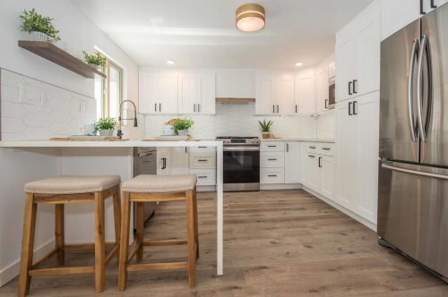 1704 Ebers St, San Diego CA  92107-3504 exterior