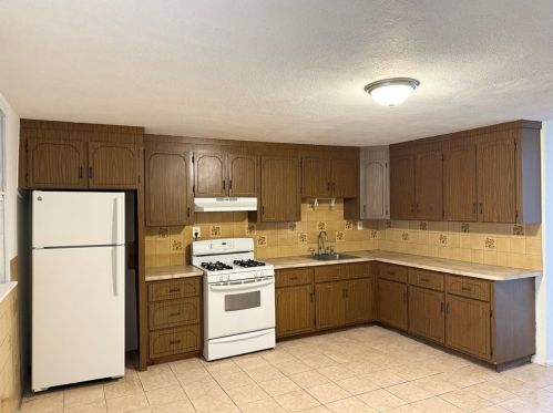 165 Bennington St, Boston MA  exterior