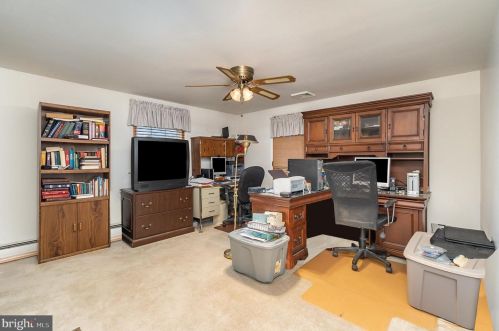 1 Oak Ave, Siddonsburg PA  17019-8511 exterior