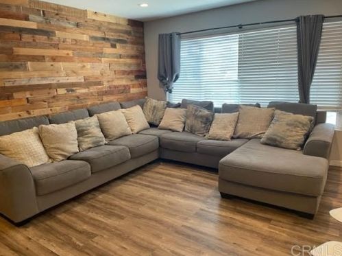 353 34th St, San Diego CA  92102-4211 exterior