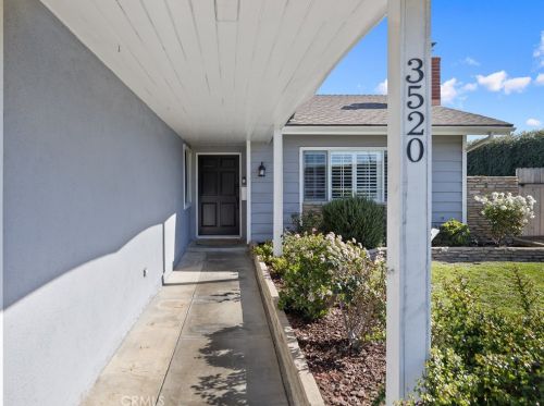 3520 Clover Cir, Seal Beach, CA 90740-2839
