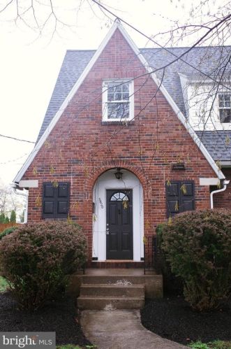 3820 Centerfield Rd, Harrisburg, PA 17109-2538
