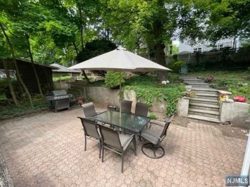 1344 Princeton Rd, Teaneck NJ  07666-2821 exterior