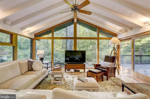 2515 Edge Hill Rd, Huntingdon Valley, PA 19006-5521