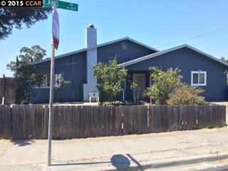 2048 Highland Dr, Concord, CA 94520-4706