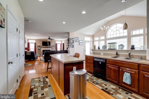 6001 Oakton Beech Ln, Fredericksburg, VA 22407-9226