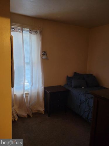 222 Morris Ave, Trenton NJ 08611-3665 exterior