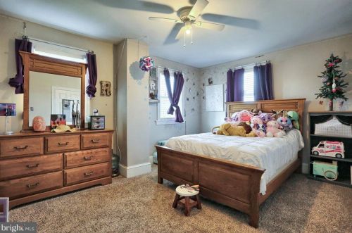 102 Allegheny Ln, Carlisle PA  17013-9103 exterior