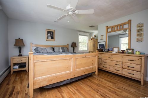 70 Osborne Ave, Mount Sinai NY  11766-3138 exterior