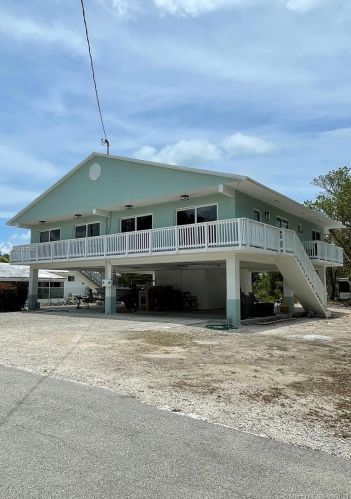 16 Palm Dr, Key Largo FL  33037-3206 exterior