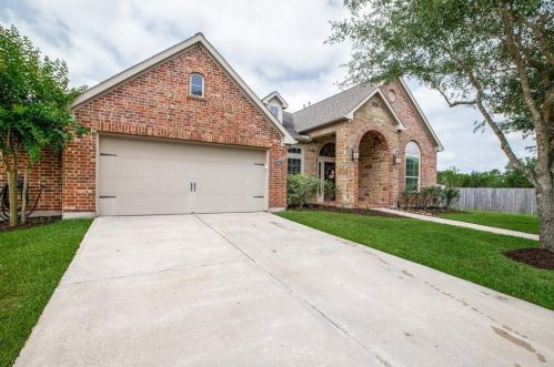 5202 Stoneridge Ct, Richmond, TX 77471-6401