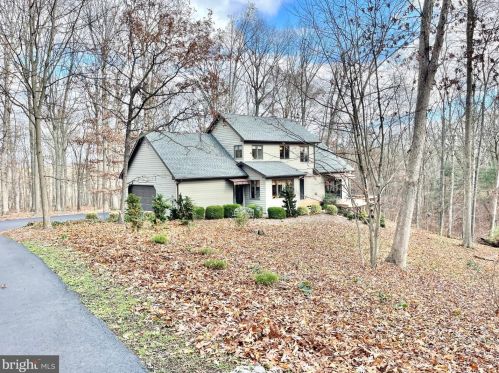 3953 Weaver Rd, Upton, PA 17225-8606