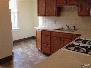 1408 Union Blvd, Bethlehem PA  18018-3421 exterior