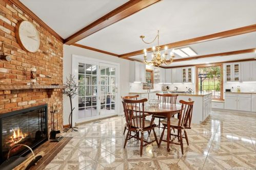 111 Little Brook Rd, New Canaan CT  06840-4917 exterior
