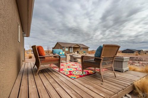 1301 Challenger Dr, Pueblo CO 81007-1260 exterior