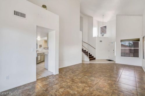 9203 Elderberry St, Tucson, AZ 85747-5211