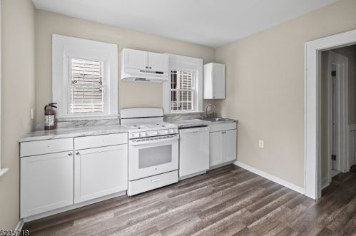 46 Headley Ter, Irvington NJ  07111-1321 exterior