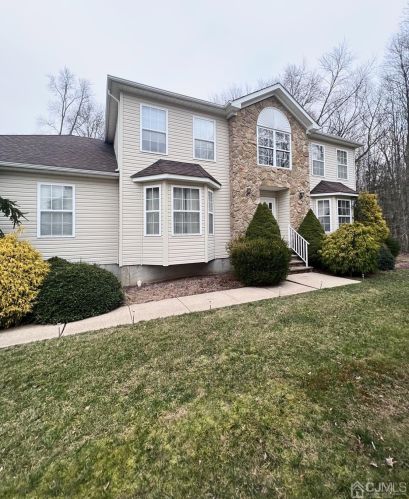 3 Parker Way, Old Bridge, NJ 08857-4232