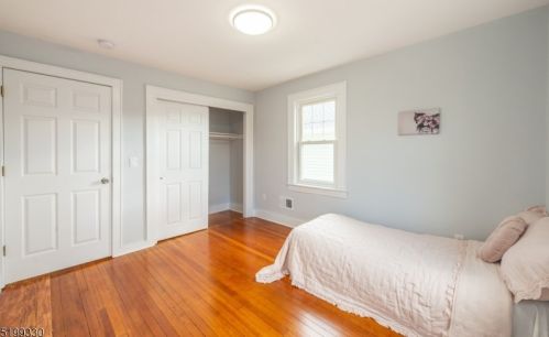 505 Drake Ave, Roselle NJ  07203-1415 exterior