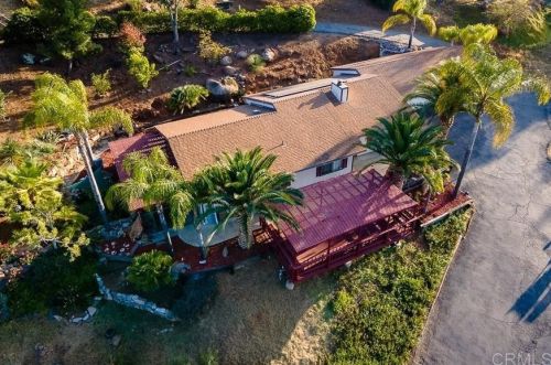 1061 Midway Dr, Alpine, CA 91901-2752