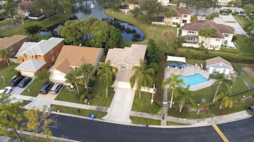100 Heatherwood Dr, West Palm Beach, FL 33411-8613