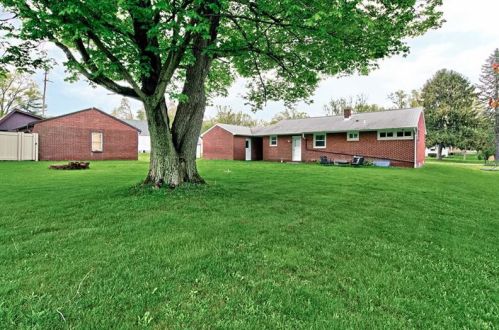 408 Wells Rd, Hermitage PA  16148-2678 exterior