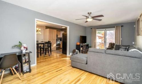404 Cranbury Rd, East Brunswick, NJ 08816-3663