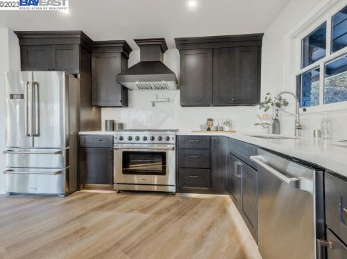 12800 Brookpark Rd, Oakland, CA 94619-3139