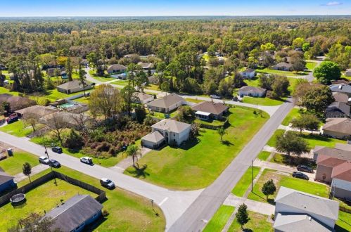 3498 Coachman Dr, Deltona, FL 32738-1243