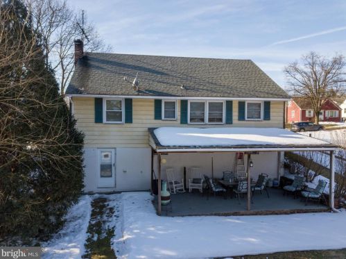 476 Belmont St, Pottstown PA 19464-5125 exterior