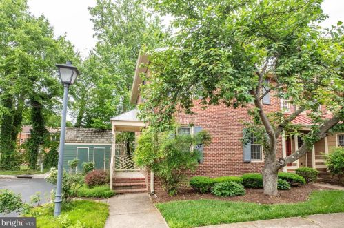 823 College Ave, Fredericksburg VA  22401-5469 exterior