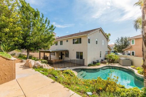 43020 Noble Ct, Temecula CA  92592-4385 exterior