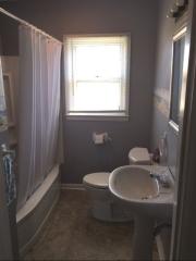 609 Wallgate Ave, Waterloo IA  50701-5839 exterior