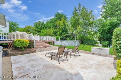 34 Wyoming Dr, Jackson Twp NJ  08527-1544 exterior
