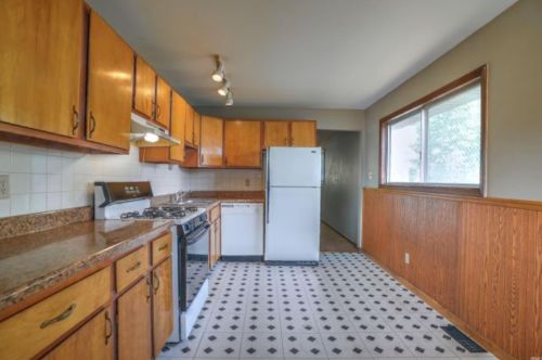 1028 Ironwood Dr, Mishawaka IN  46544-4322 exterior