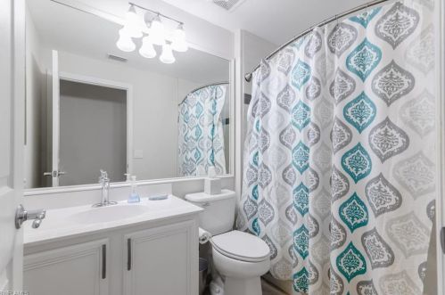 1955 Fairmont Ln, Naples FL  34120-4572 exterior