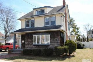 36 Alexander Ave, Lynbrook, NY 11563-1702
