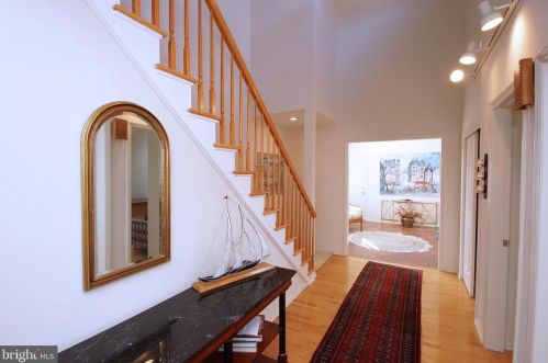 45 Laurel Wood Dr, Trenton NJ 08648 exterior