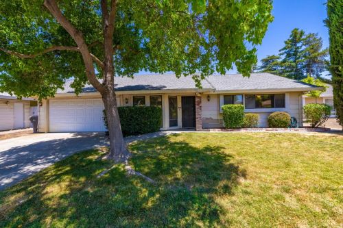 28 Clover St, Woodland, CA 95695-3108