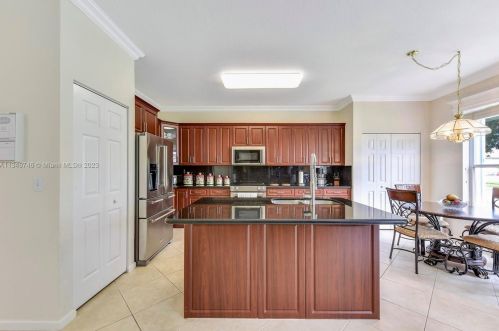 16392 29th St, Hollywood FL  33027-5221 exterior