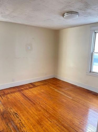 1742 Jarvis Ave, Bronx NY  10461-4904 exterior